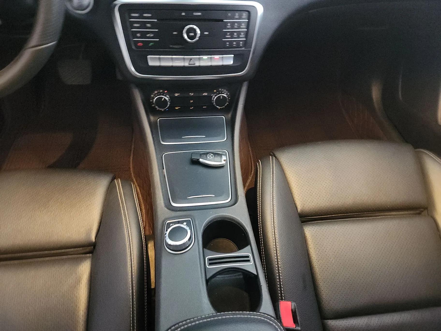Mercedes-Benz GLA 2017 GLA 200 Sport Edition — миниатюра 15