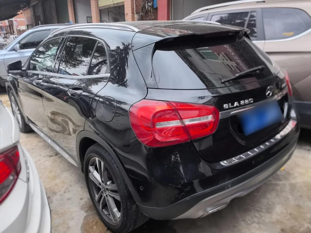 Mercedes-Benz GLA 2016 GLA 220 4MATIC Fashion Edition — миниатюра 4