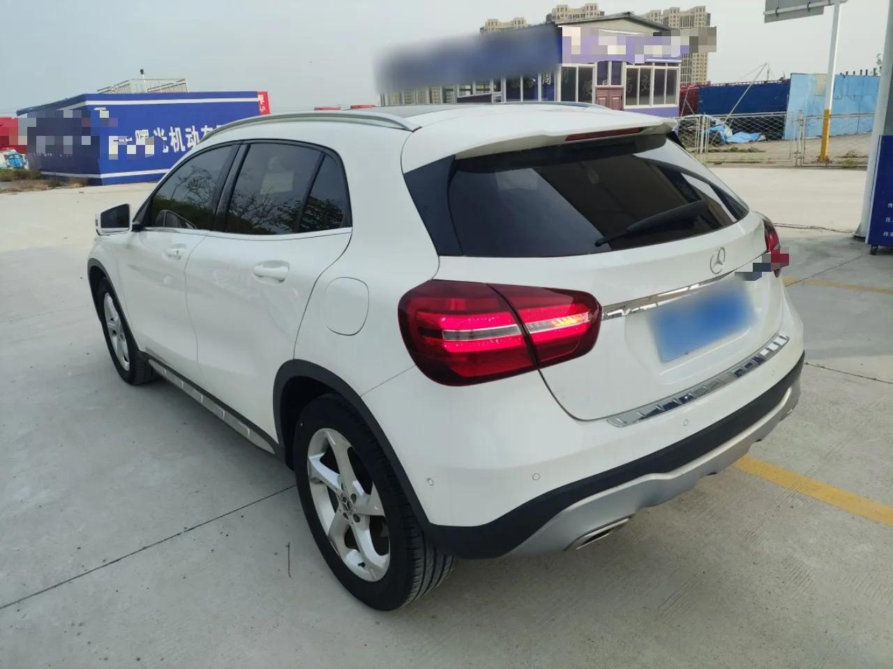 Mercedes-Benz GLA 2019 GLA 200 Dynamic Edition — миниатюра 4