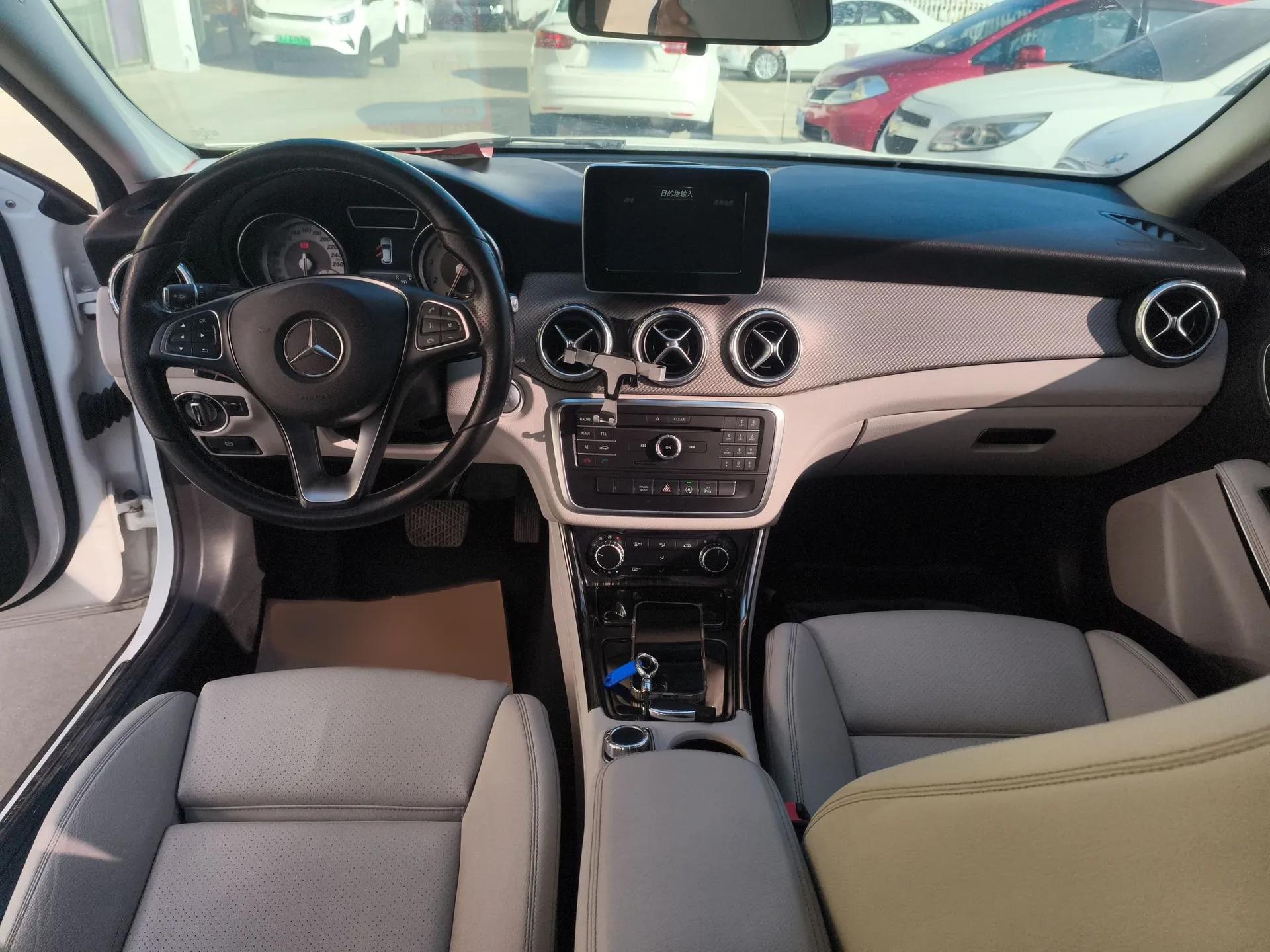 Mercedes-Benz GLA 2016 GLA 200 Sport Edition — миниатюра 20