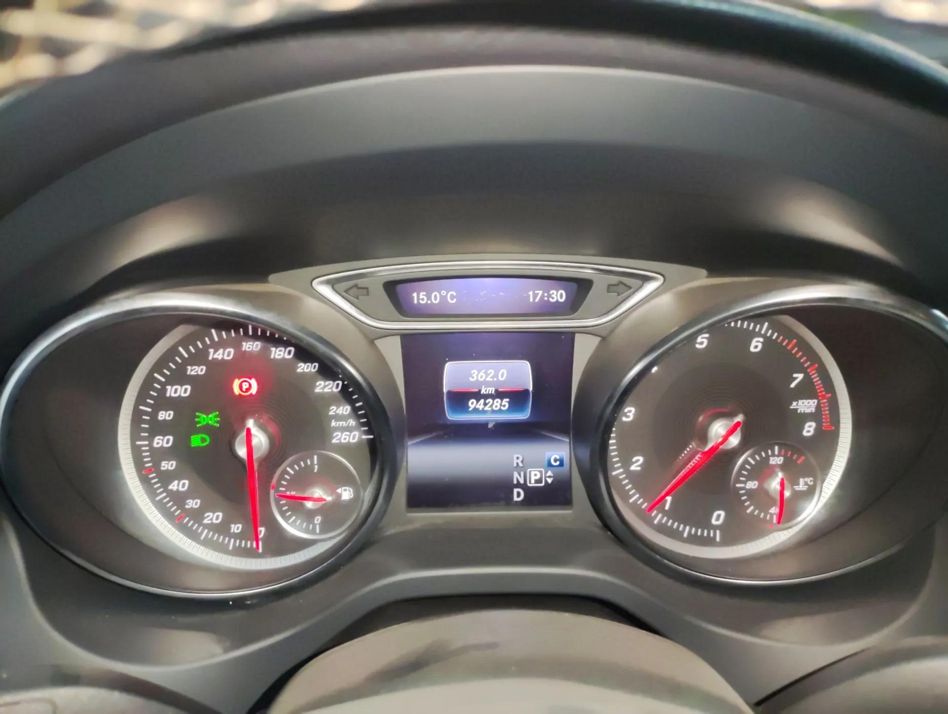 Mercedes-Benz GLA 2018 GLA 200 Sport Edition — миниатюра 15