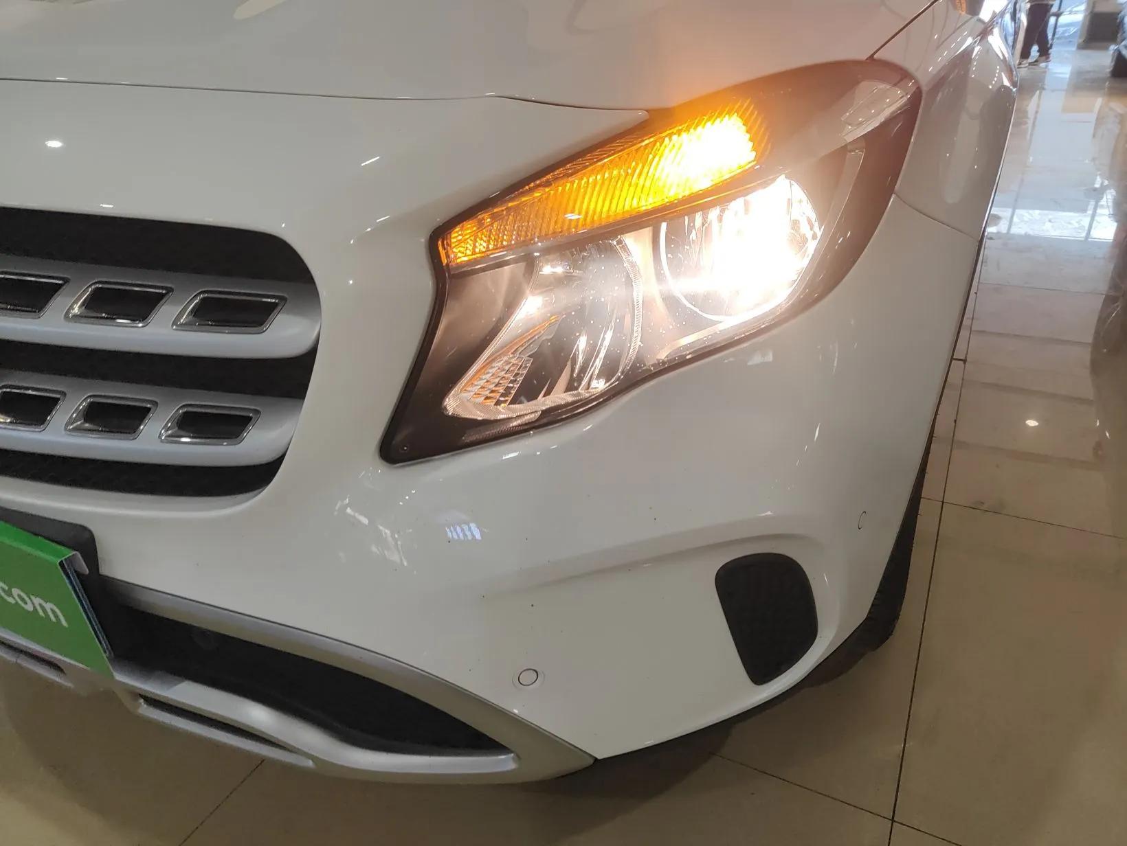Mercedes-Benz GLA 2018 GLA 200 Sport Edition — миниатюра 9