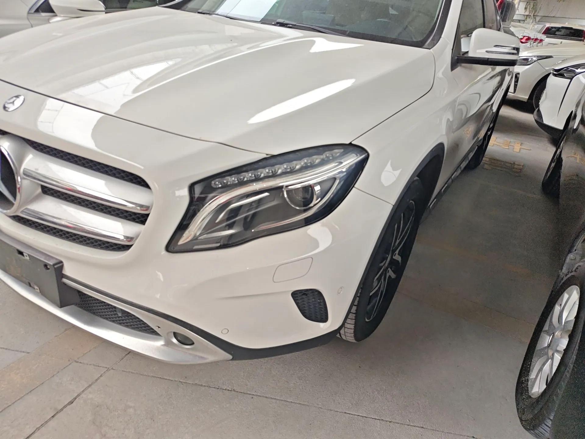 Mercedes-Benz GLA 2016 GLA 220 4MATIC Fashion Edition — миниатюра 2