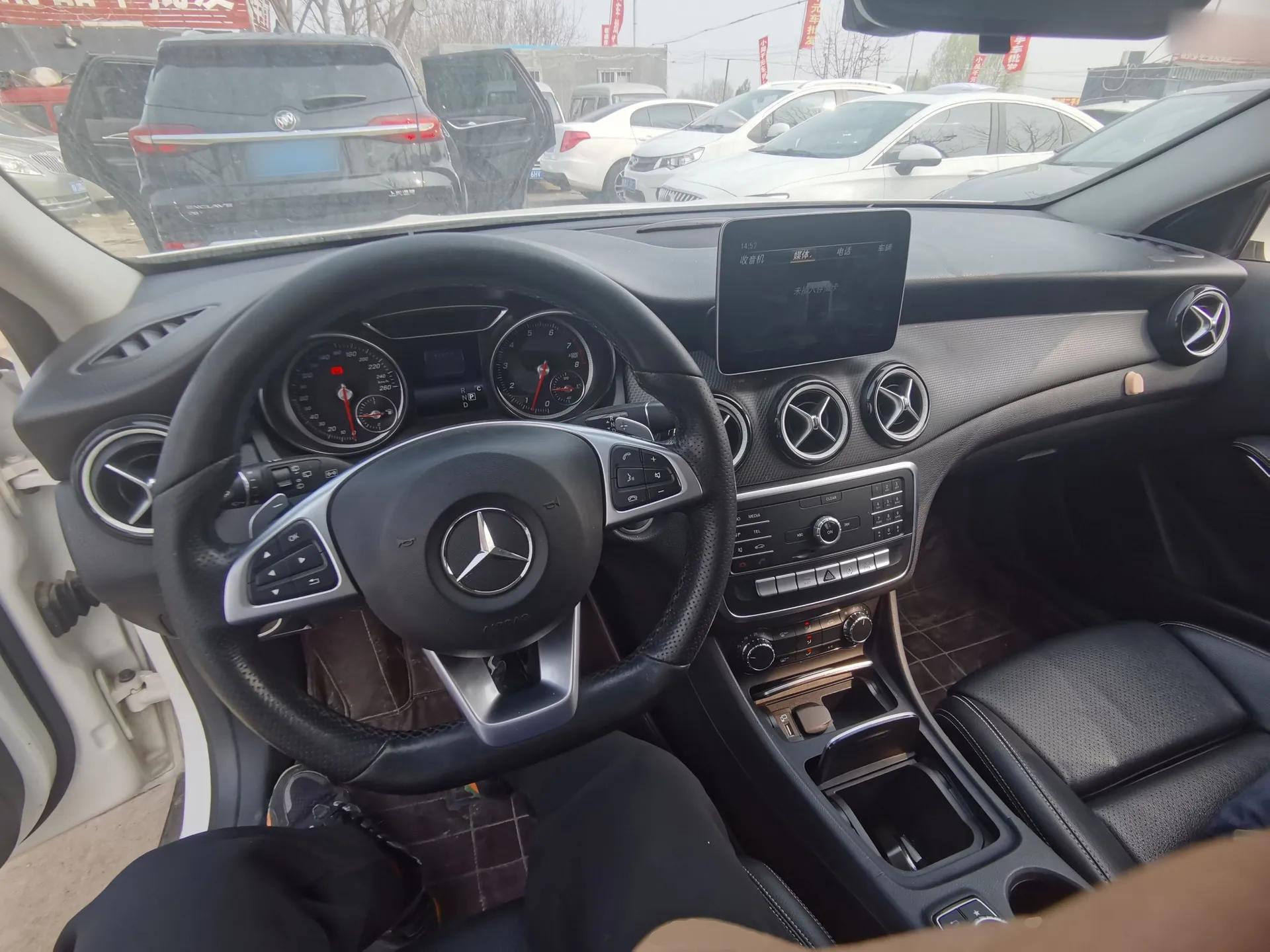 Mercedes-Benz GLA 2019 GLA 200 Dynamic Edition — миниатюра 13