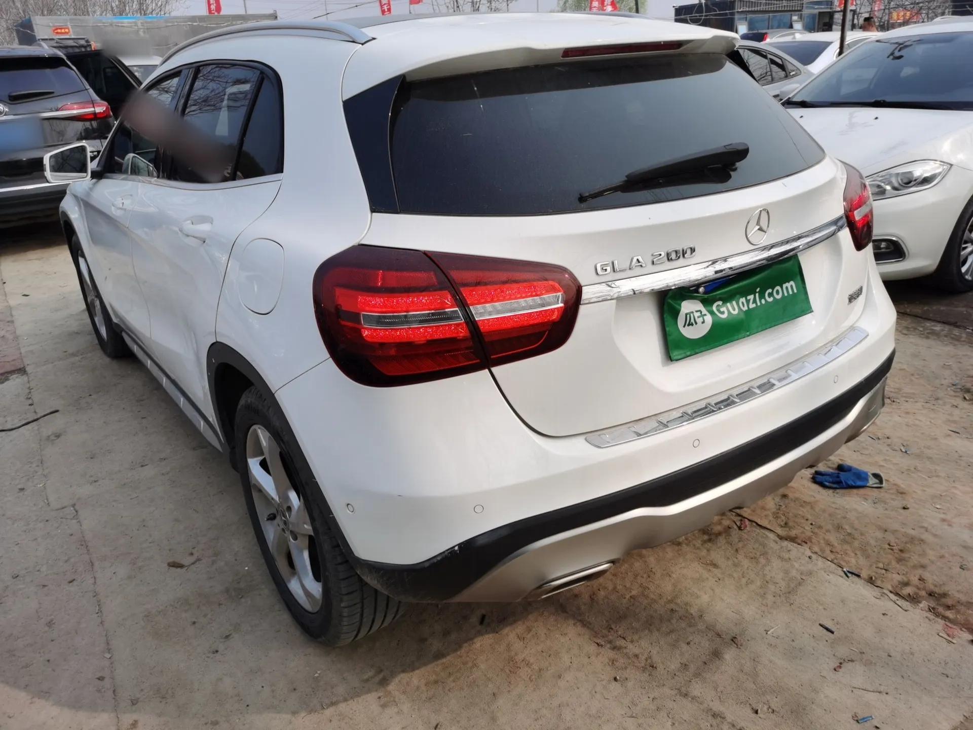 Mercedes-Benz GLA 2019 GLA 200 Dynamic Edition — миниатюра 4