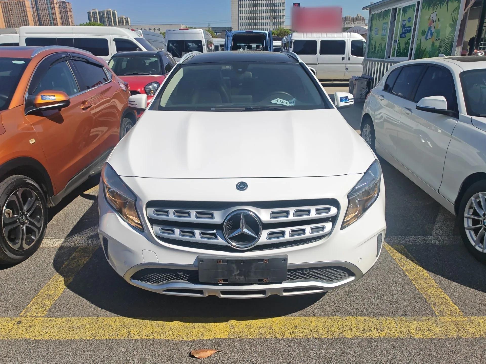 Mercedes-Benz GLA 2017 GLA 200 Sport Edition — миниатюра 2