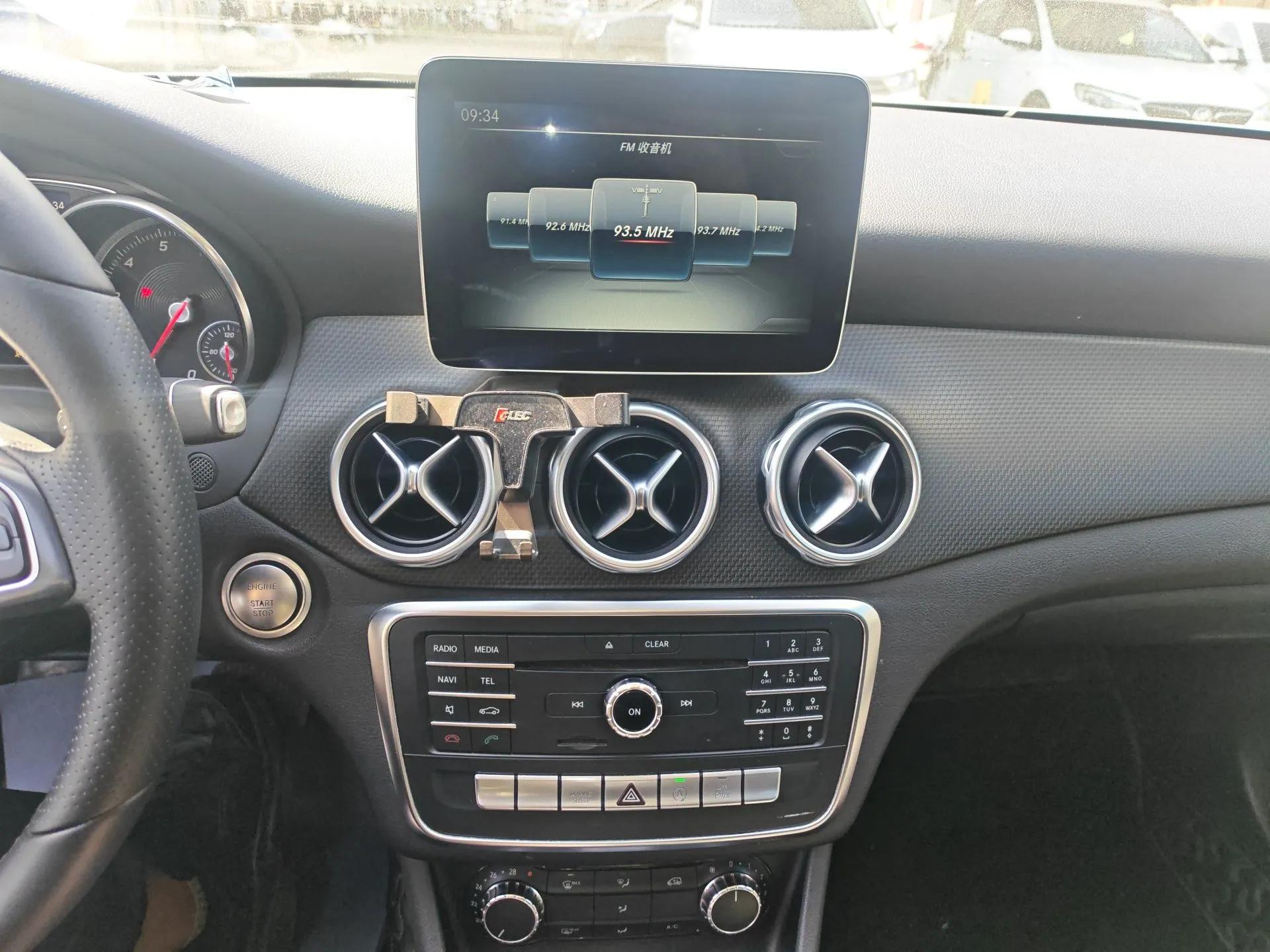 Mercedes-Benz GLA 2017 GLA 200 Sport Edition — миниатюра 16