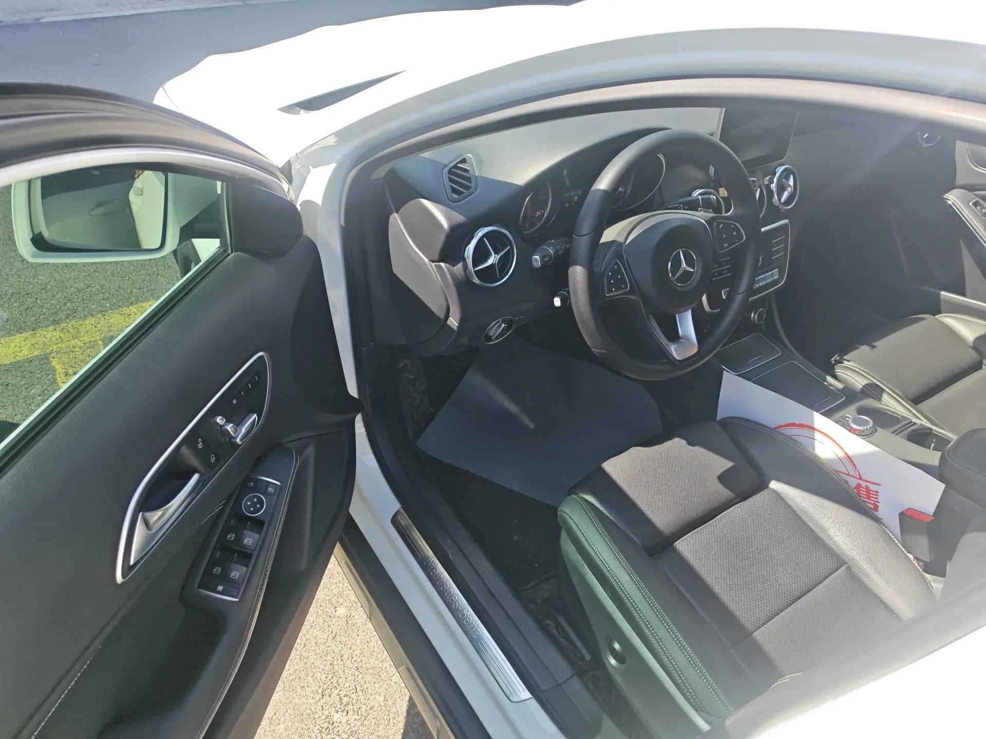 Mercedes-Benz GLA 2017 GLA 200 Sport Edition — миниатюра 19