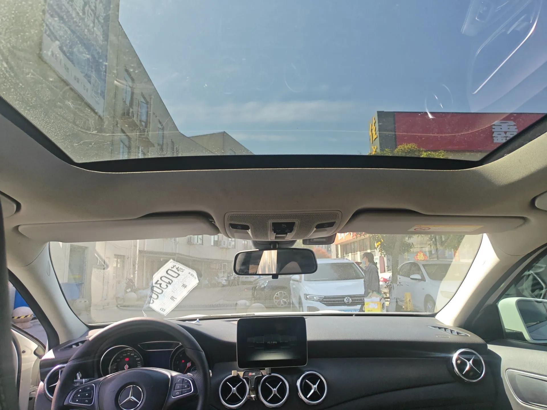 Mercedes-Benz GLA 2017 GLA 200 Sport Edition — миниатюра 21