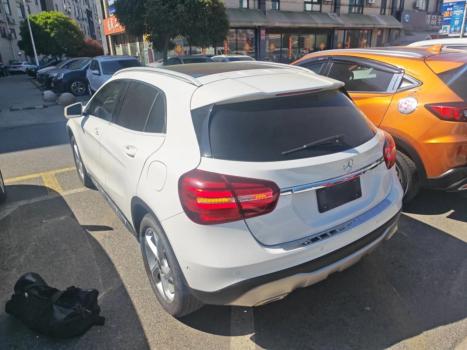 Mercedes-Benz GLA 2017 GLA 200 Sport Edition — миниатюра 4