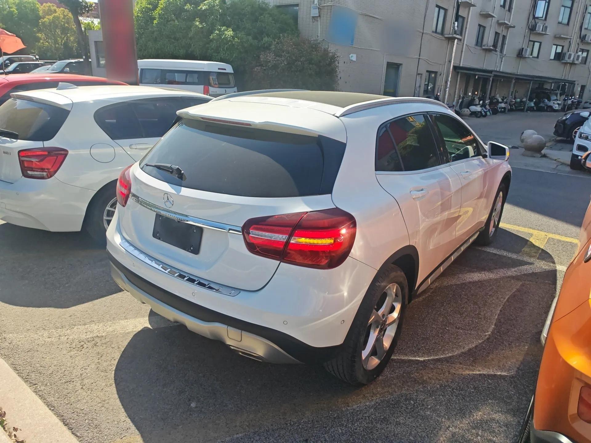 Mercedes-Benz GLA 2017 GLA 200 Sport Edition — миниатюра 6