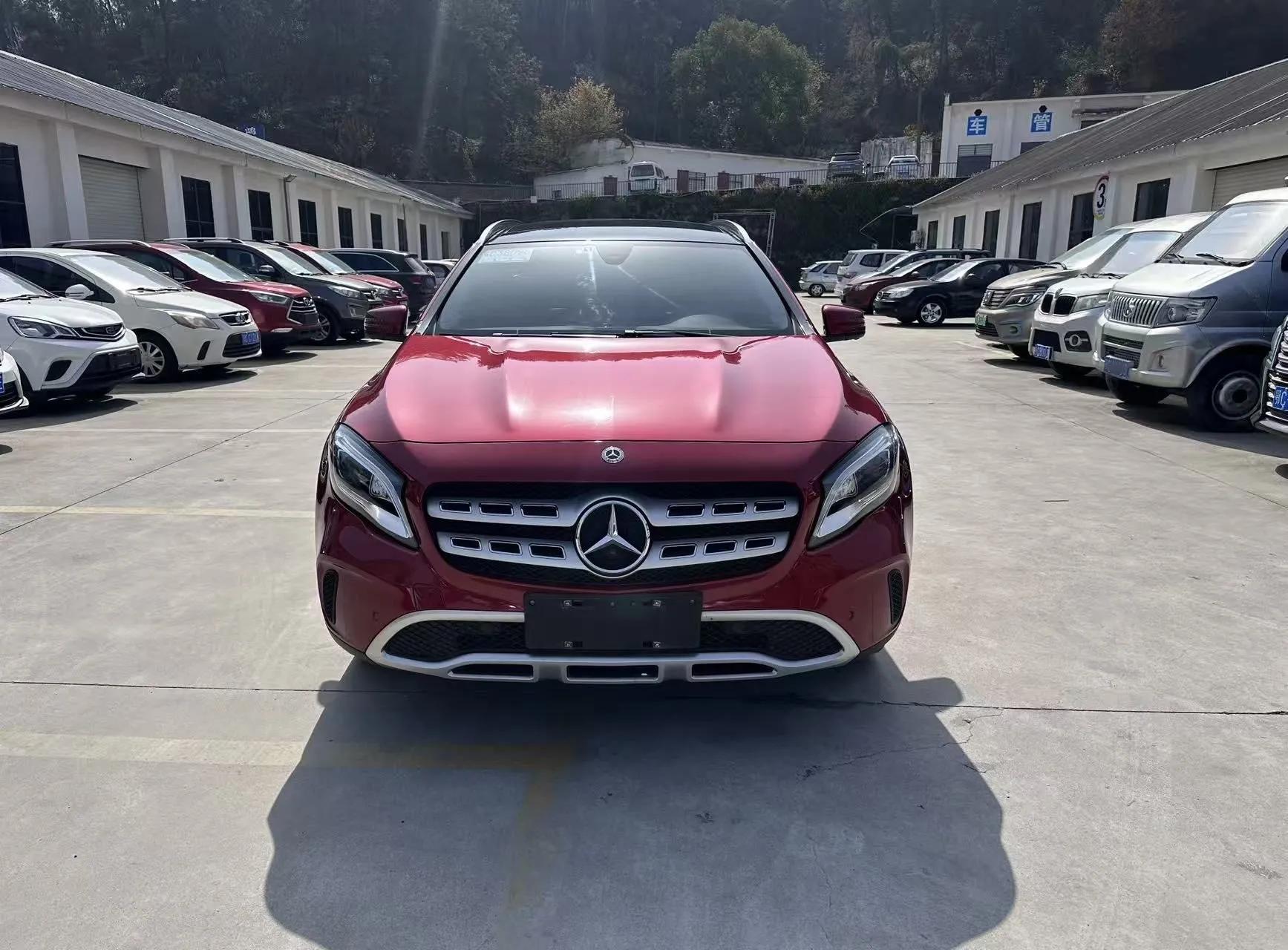 Mercedes-Benz GLA 2018 GLA 200 Fashion Model — миниатюра 3