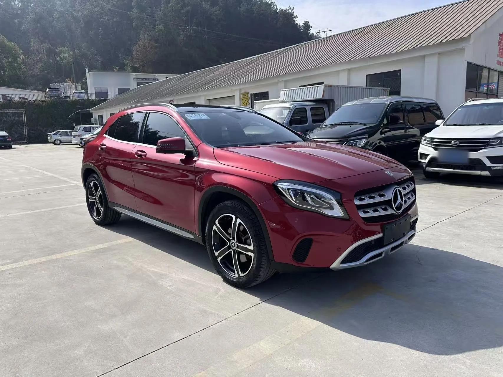 Mercedes-Benz GLA 2018 GLA 200 Fashion Model — миниатюра 4