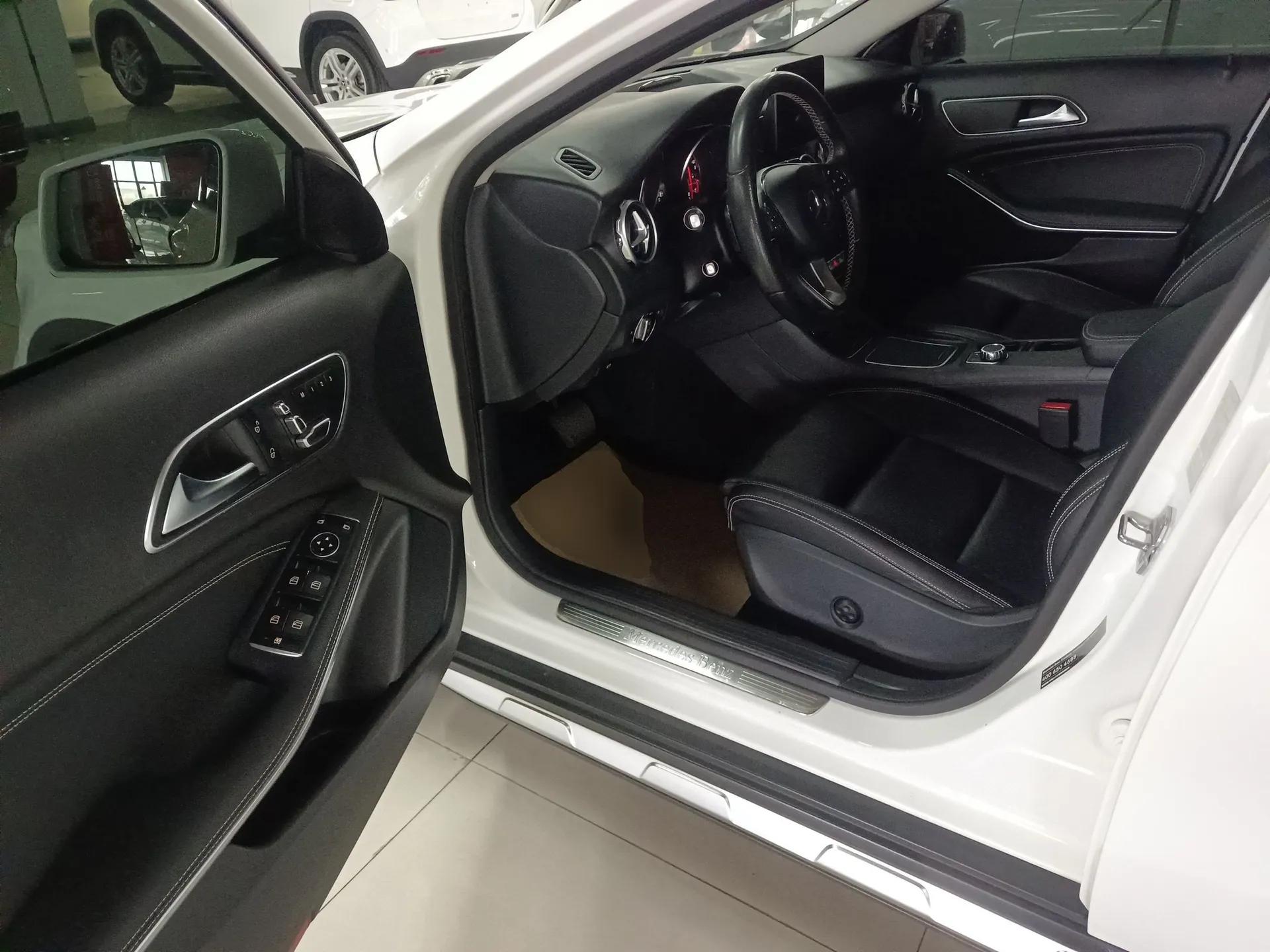 Mercedes-Benz GLA 2018 GLA 200 Sport Edition — миниатюра 18