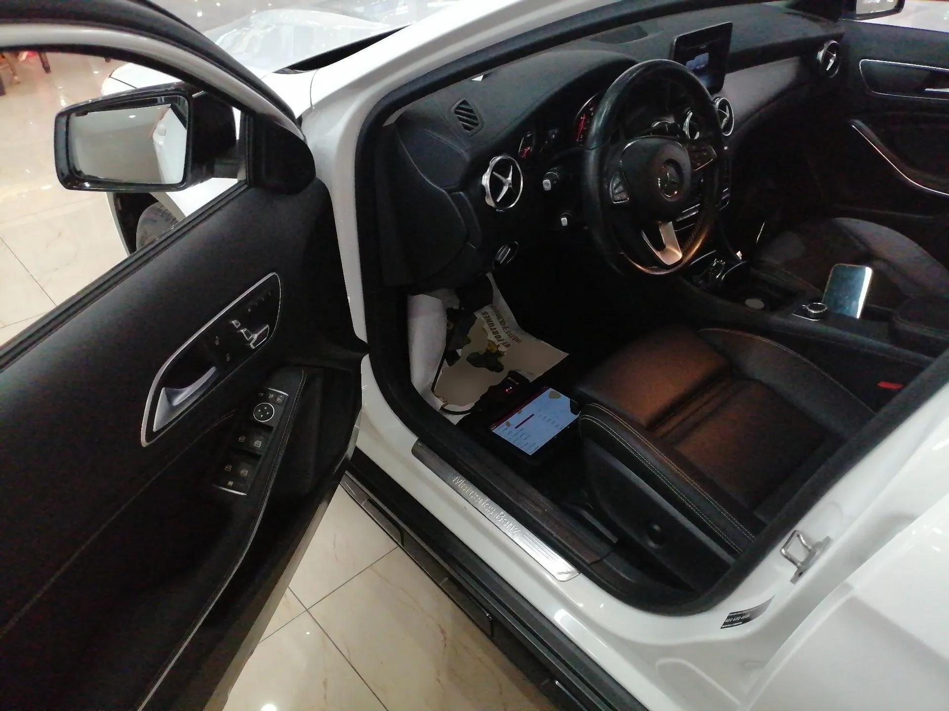 Mercedes-Benz GLA 2018 GLA 220 4MATIC Sport Edition — миниатюра 19