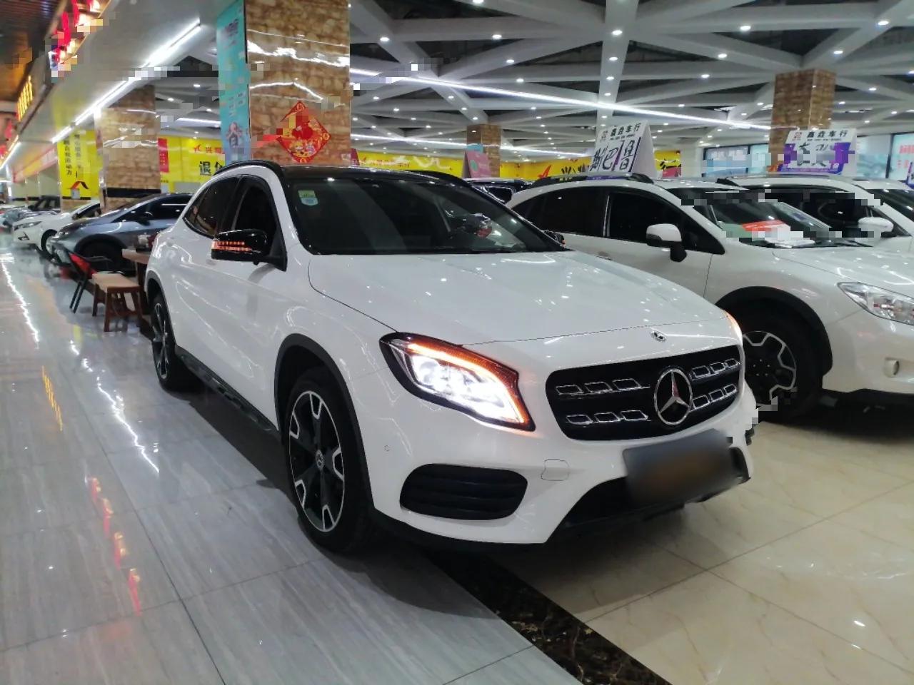 Mercedes-Benz GLA 2018 GLA 220 4MATIC Sport Edition — миниатюра 3