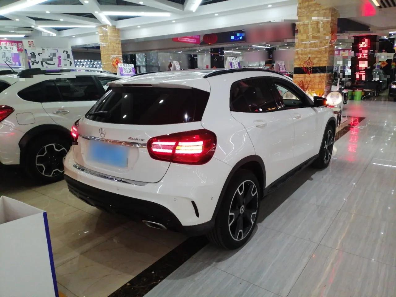 Mercedes-Benz GLA 2018 GLA 220 4MATIC Sport Edition — миниатюра 6