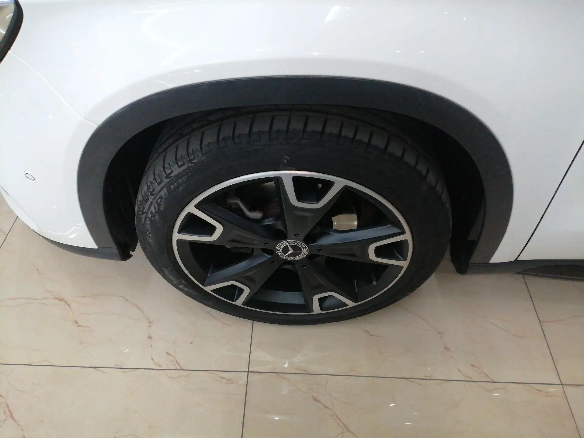 Mercedes-Benz GLA 2018 GLA 220 4MATIC Sport Edition — миниатюра 8