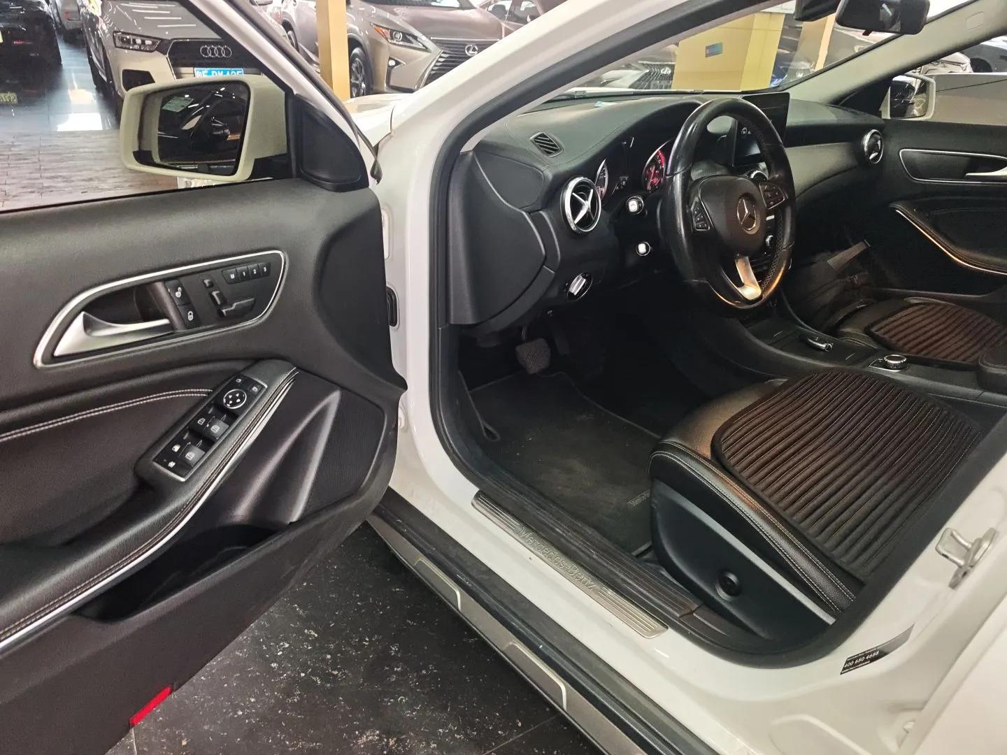 Mercedes-Benz GLA 2016 GLA 220 4MATIC Fashion Edition — миниатюра 18