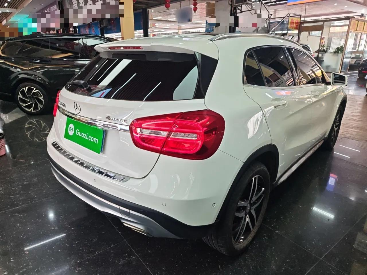 Mercedes-Benz GLA 2016 GLA 220 4MATIC Fashion Edition — миниатюра 4