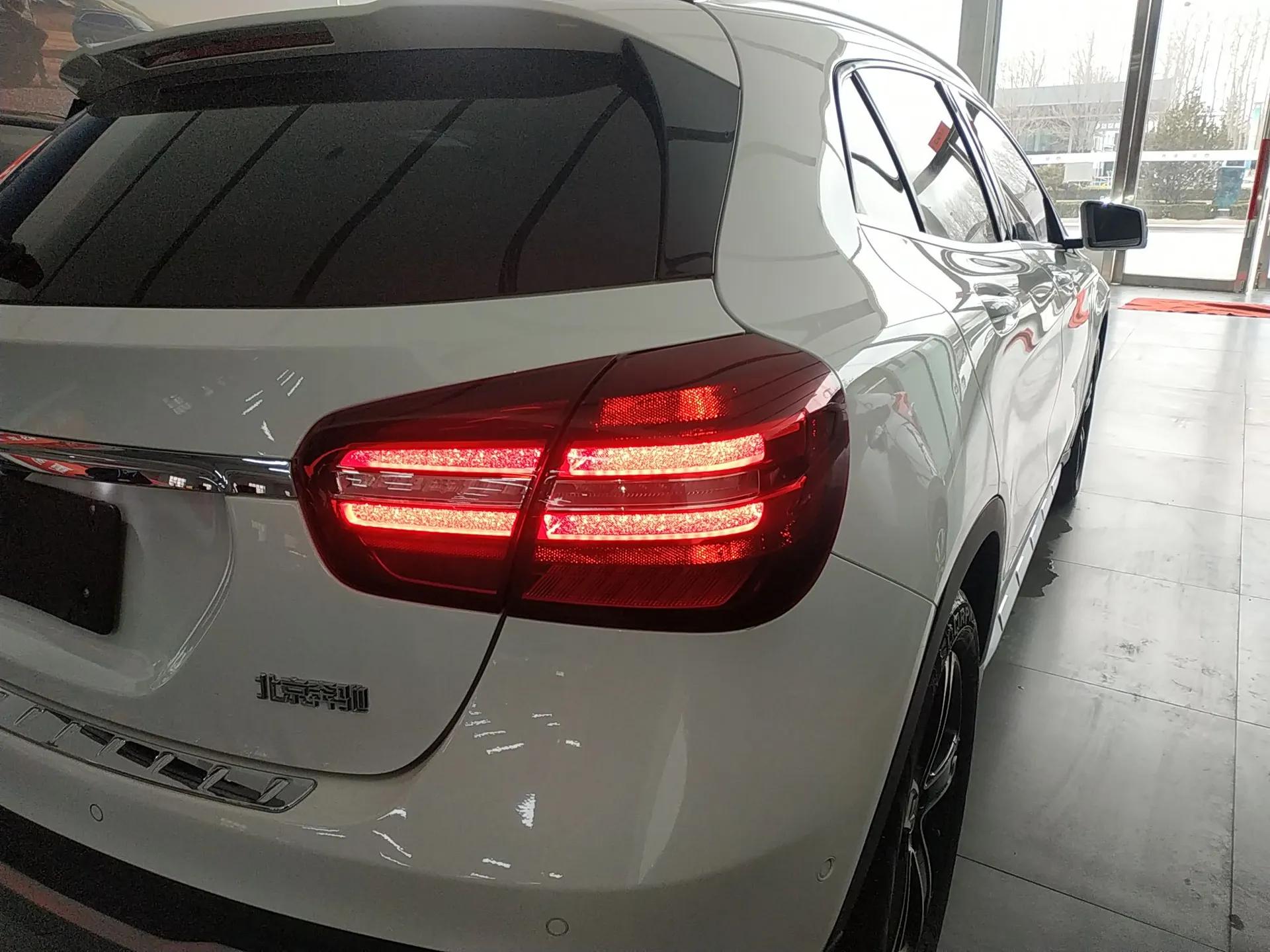 Mercedes-Benz GLA 2018 GLA 200 Fashion Model — миниатюра 8