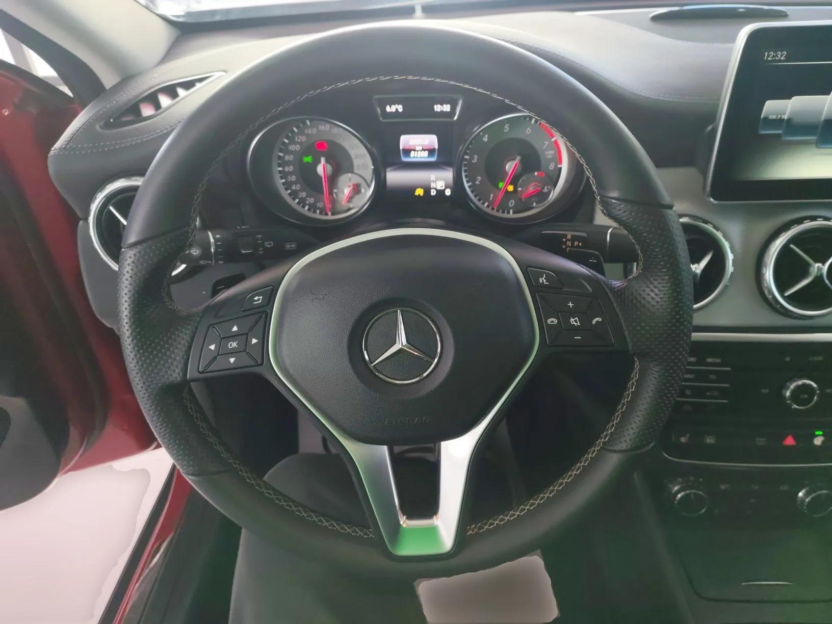 Mercedes-Benz GLA 2016 GLA 220 4MATIC Fashion Edition — миниатюра 14