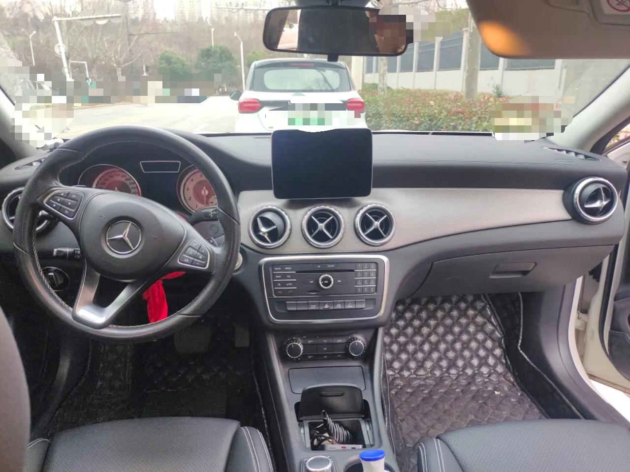 Mercedes-Benz GLA 2016 GLA 200 Fashion Model — миниатюра 15