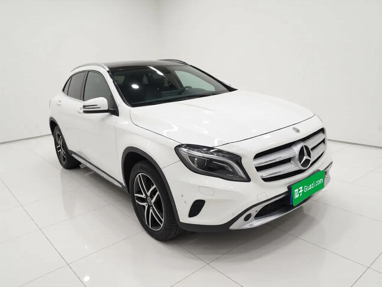Mercedes-Benz GLA 2016 GLA 200 Fashion Model — миниатюра 3