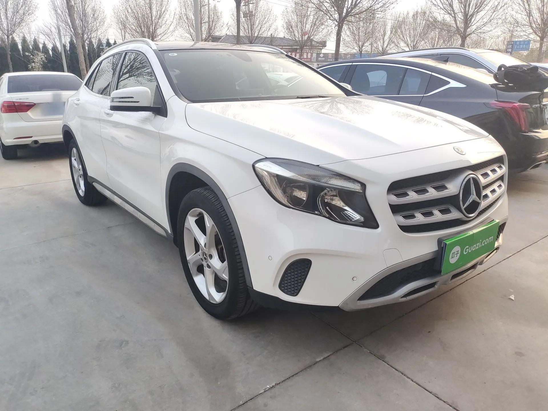 Mercedes-Benz GLA 2017 GLA 200 Sport Edition — миниатюра 3