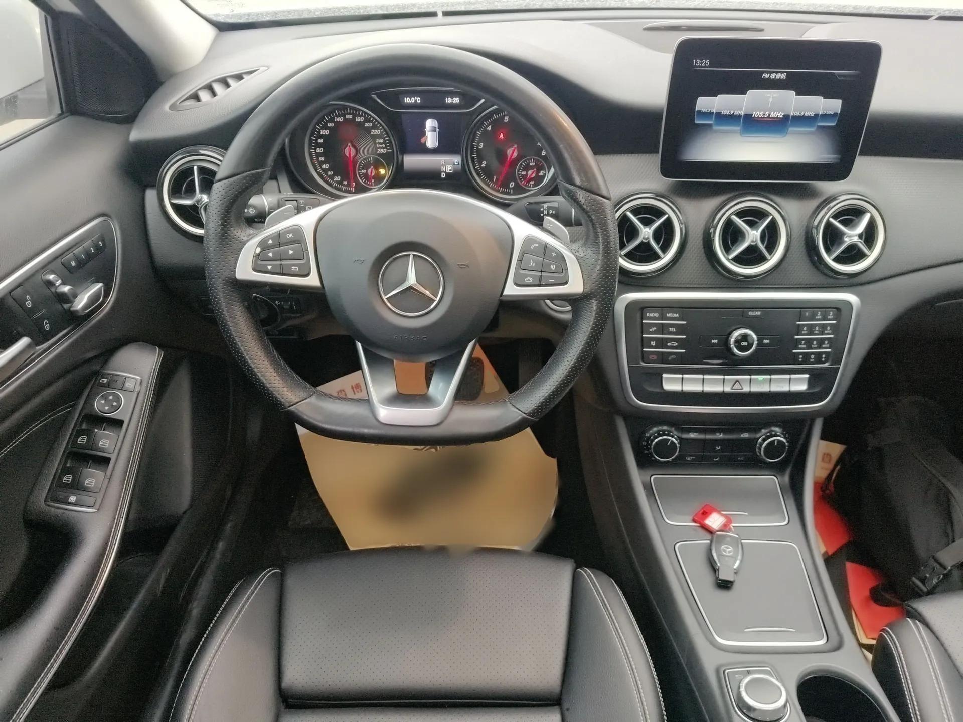 Mercedes-Benz GLA 2019 GLA 200 Dynamic Edition — миниатюра 13