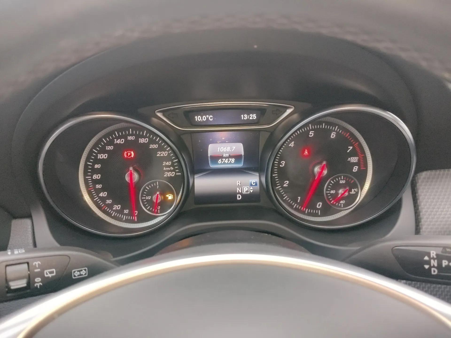Mercedes-Benz GLA 2019 GLA 200 Dynamic Edition — миниатюра 14