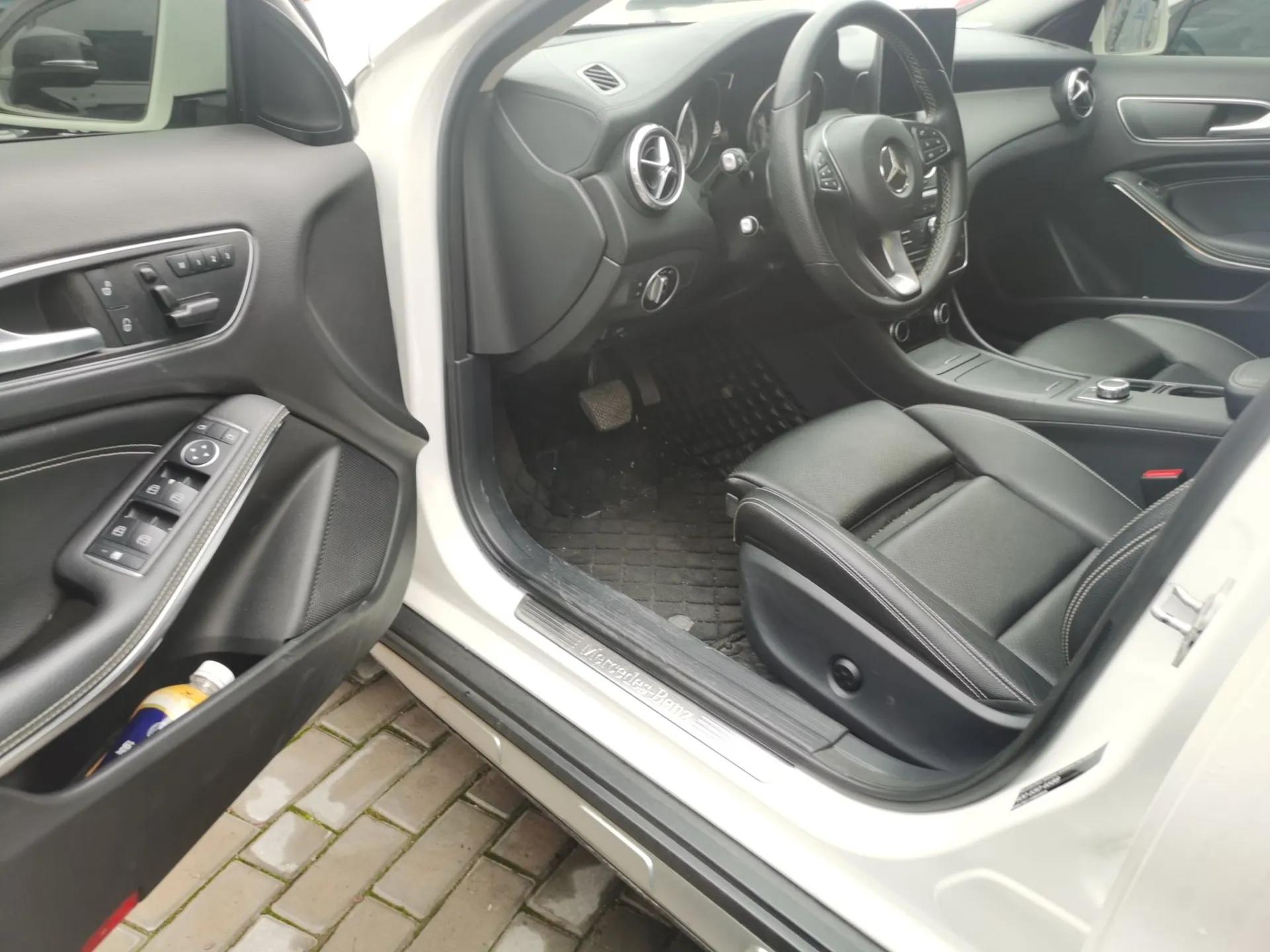 Mercedes-Benz GLA 2016 GLA 200 Fashion Model — миниатюра 19
