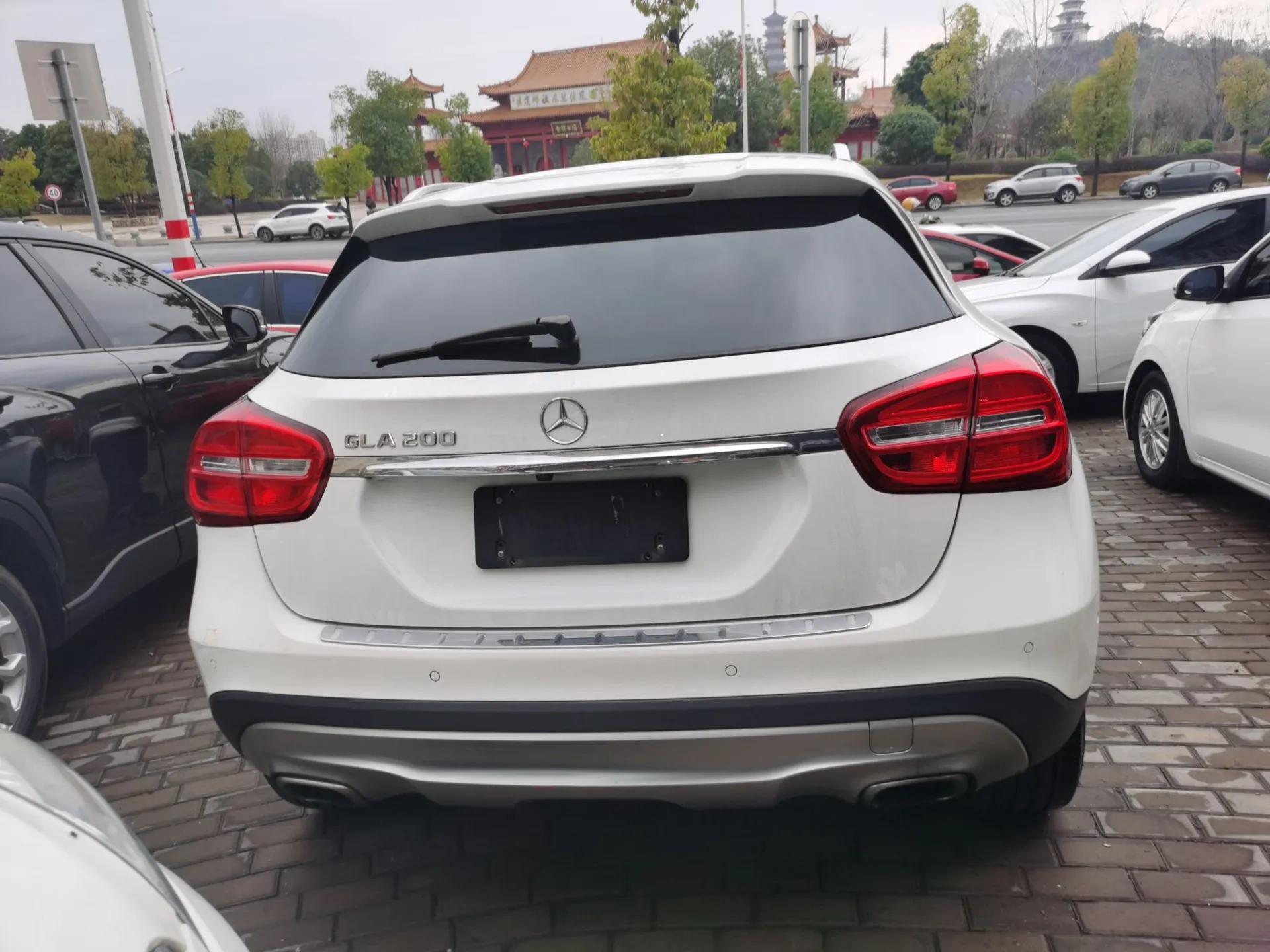 Mercedes-Benz GLA 2016 GLA 200 Fashion Model — миниатюра 5