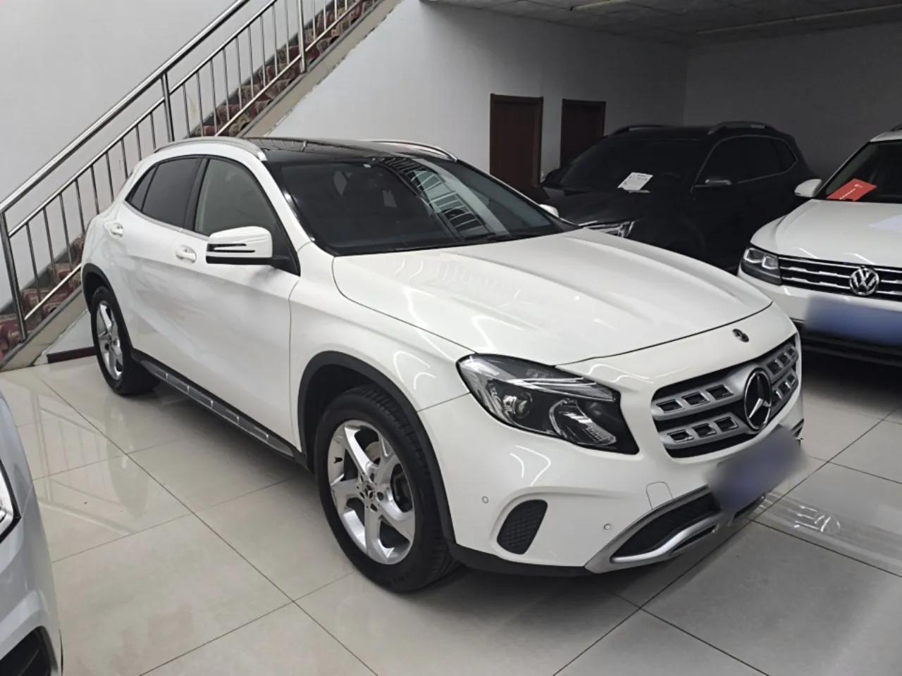 Mercedes-Benz GLA 2017 GLA 200 Sport Edition — миниатюра 3