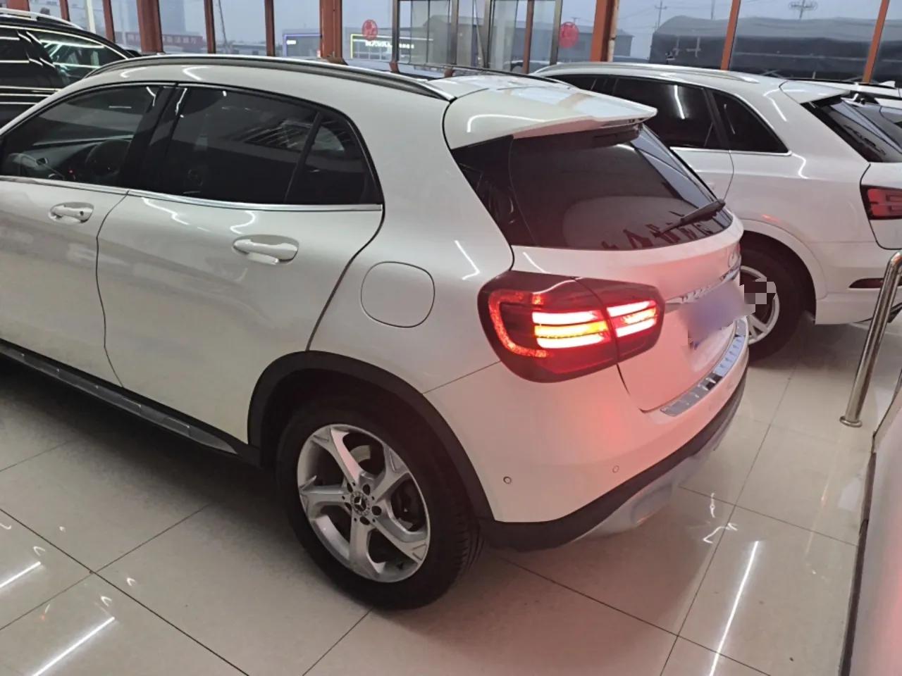 Mercedes-Benz GLA 2017 GLA 200 Sport Edition — миниатюра 4
