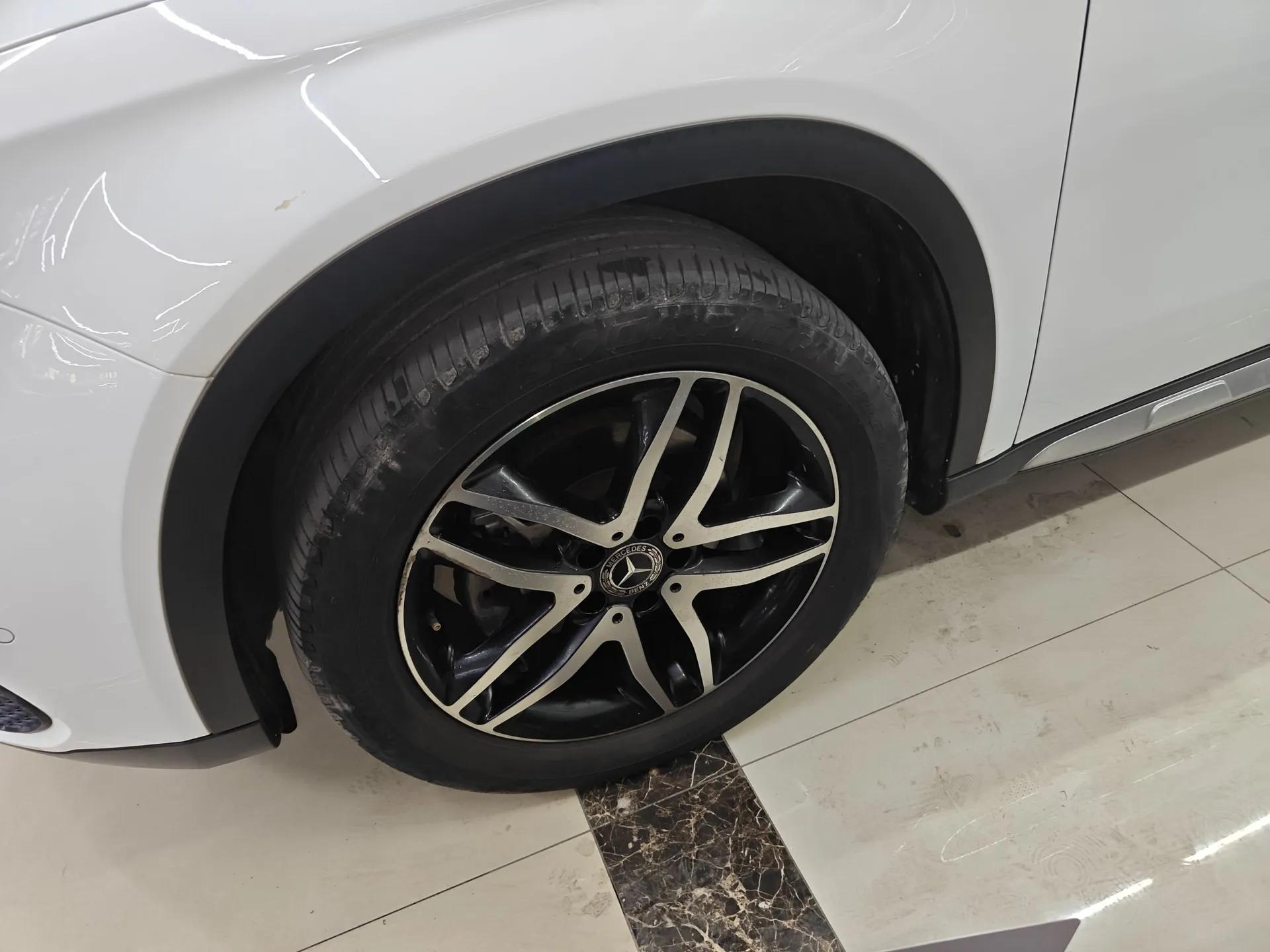 Mercedes-Benz GLA 2017 GLA 200 Fashion Model — миниатюра 9