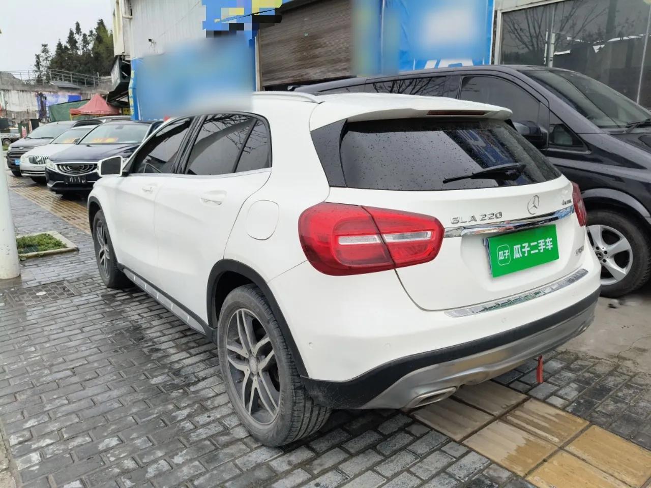 Mercedes-Benz GLA 2016 GLA 220 4MATIC Fashion Edition — миниатюра 4