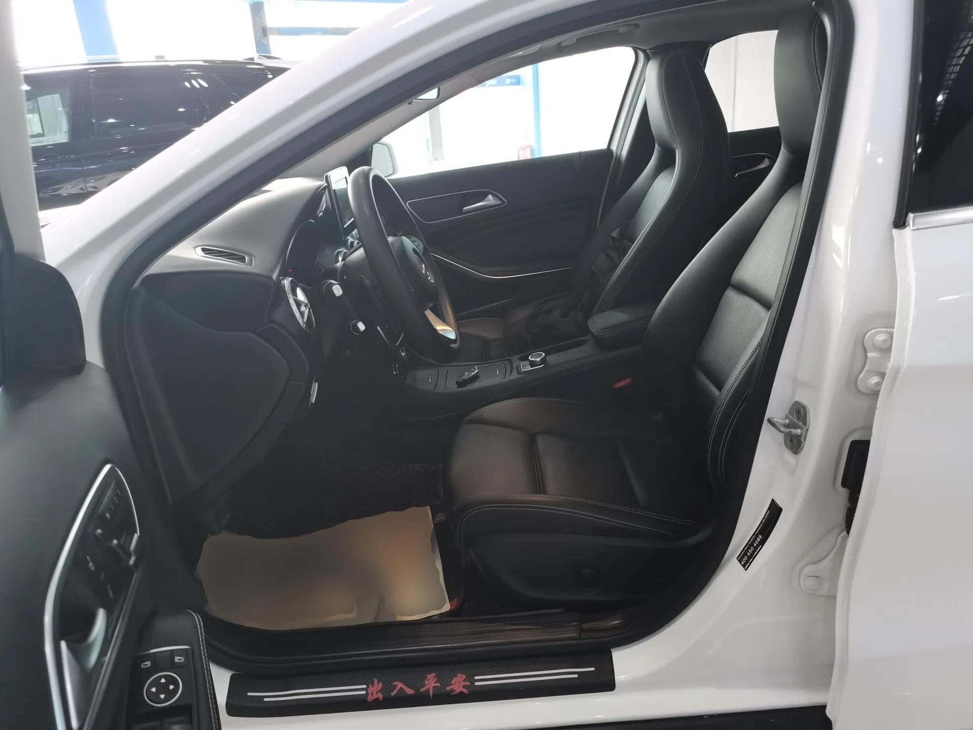 Mercedes-Benz GLA 2016 GLA 200 Sport Edition — миниатюра 18