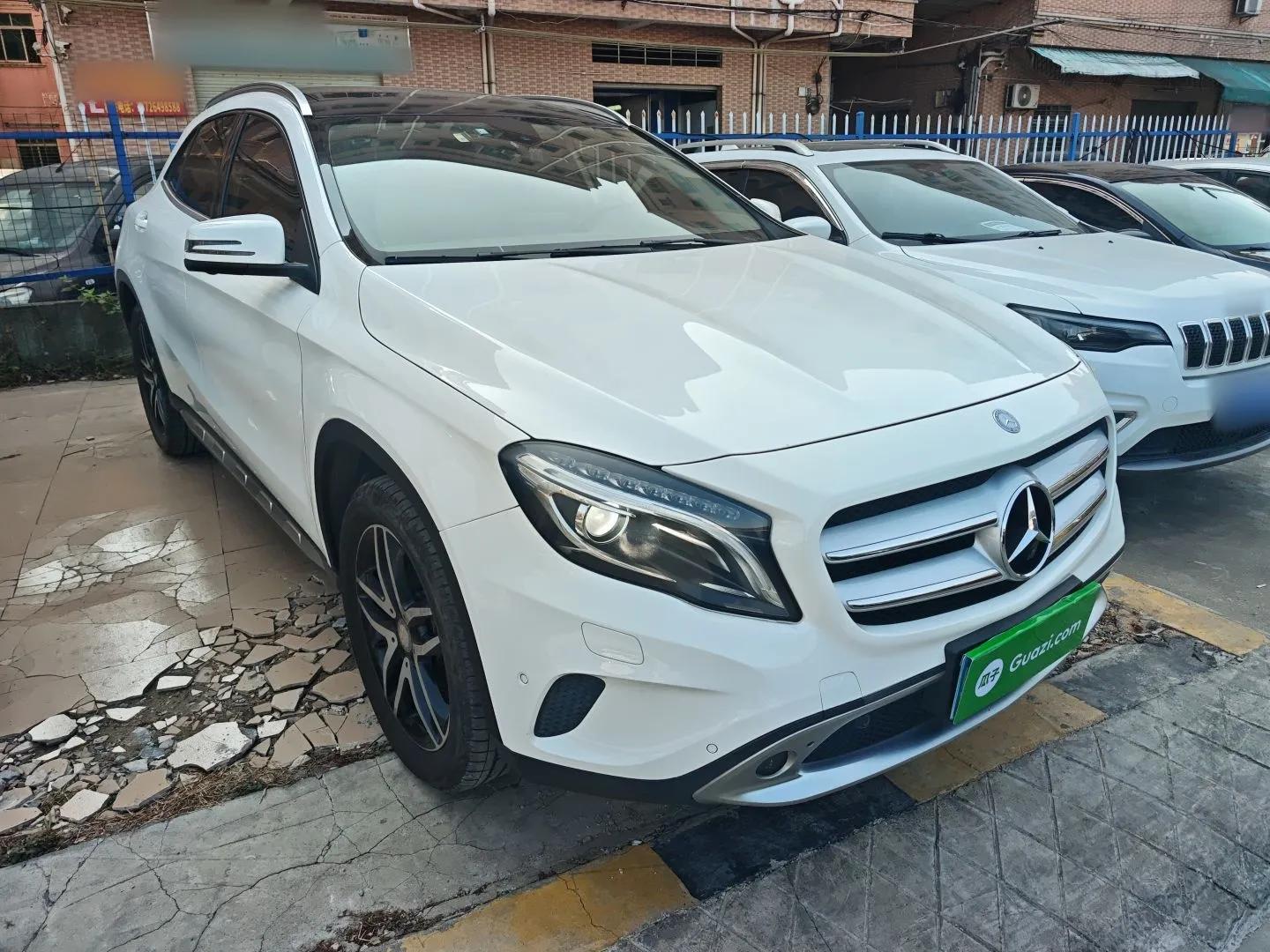 Mercedes-Benz GLA 2016 GLA 200 Fashion Model — миниатюра 3