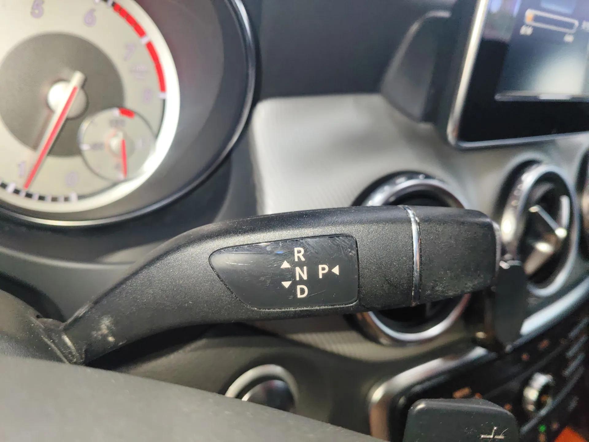 Mercedes-Benz GLA 2016 GLA 200 Sport Edition — миниатюра 16