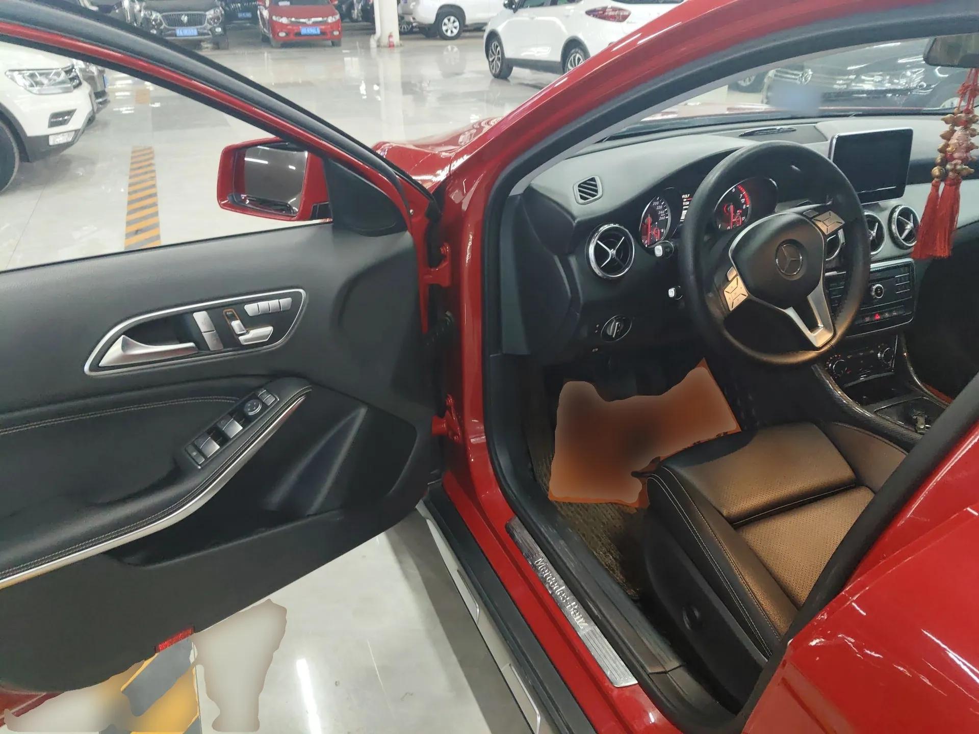 Mercedes-Benz GLA 2016 GLA 200 Sport Edition — миниатюра 18