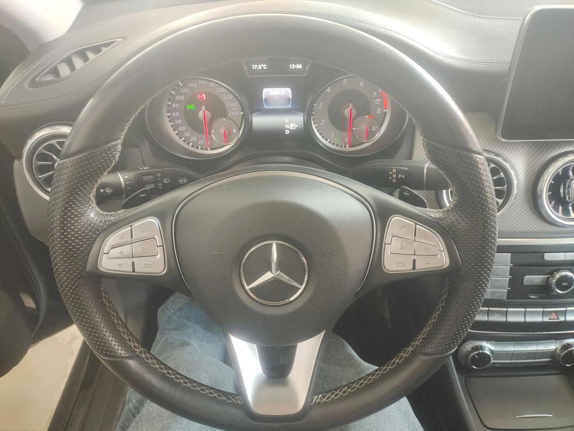 Mercedes-Benz GLA 2016 GLA 220 4MATIC Fashion Edition — миниатюра 14