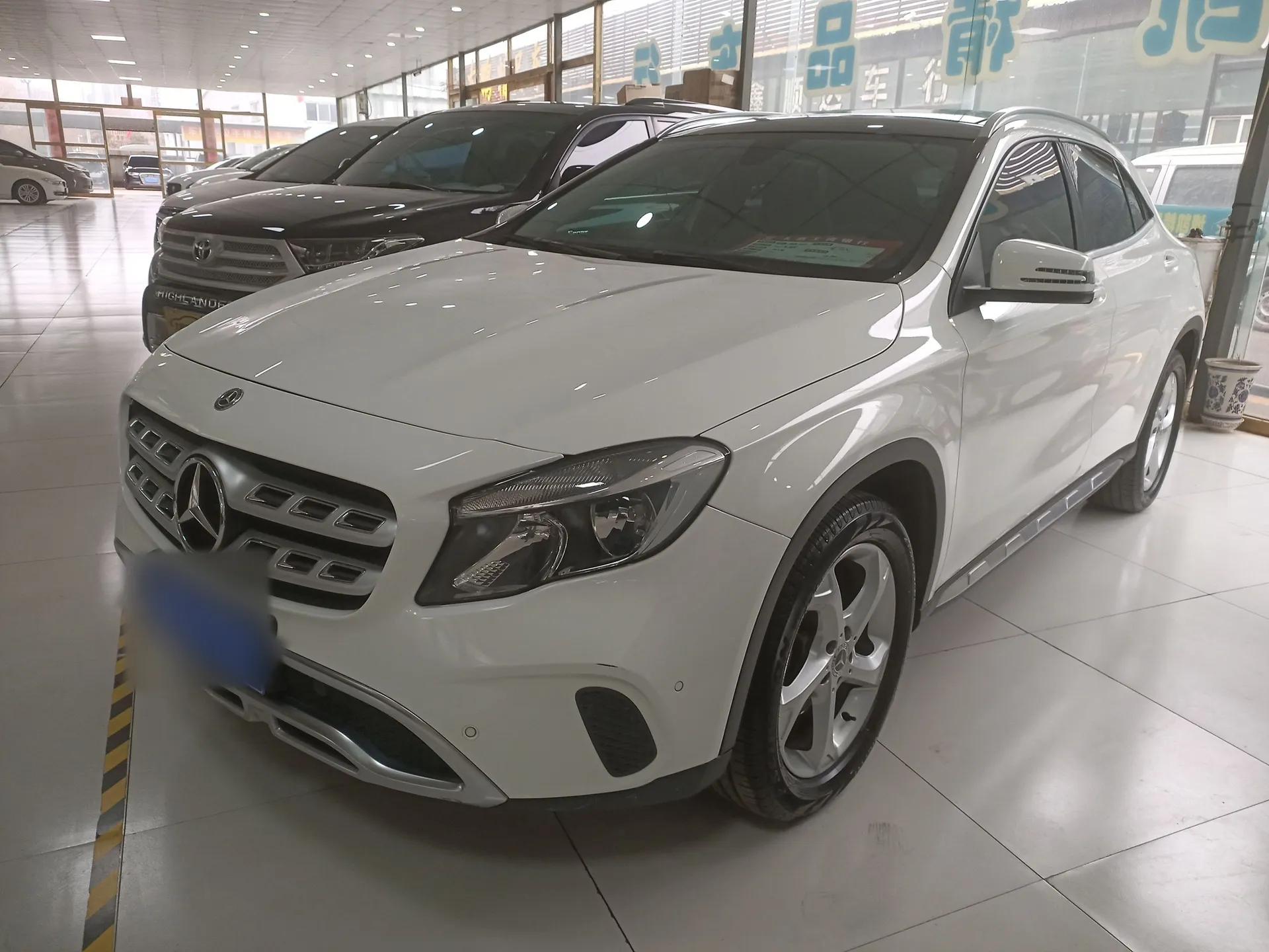 Mercedes-Benz GLA 2017 GLA 200 Sport Edition — миниатюра 1