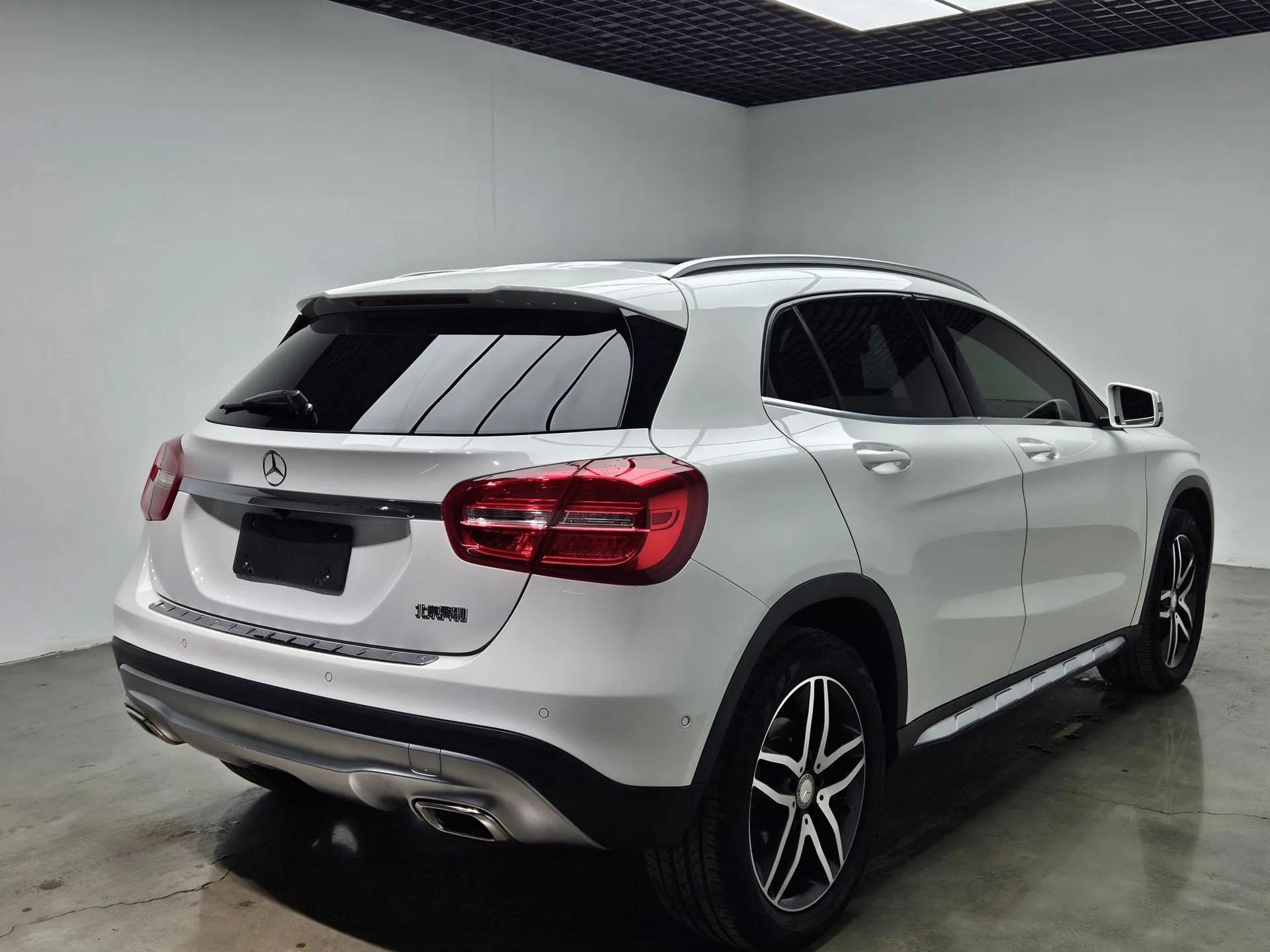 Mercedes-Benz GLA 2016 GLA 200 Fashion Model — миниатюра 7