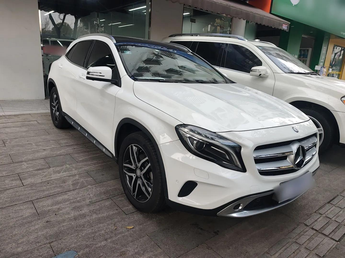 Mercedes-Benz GLA 2016 GLA 200 Fashion Model — миниатюра 3