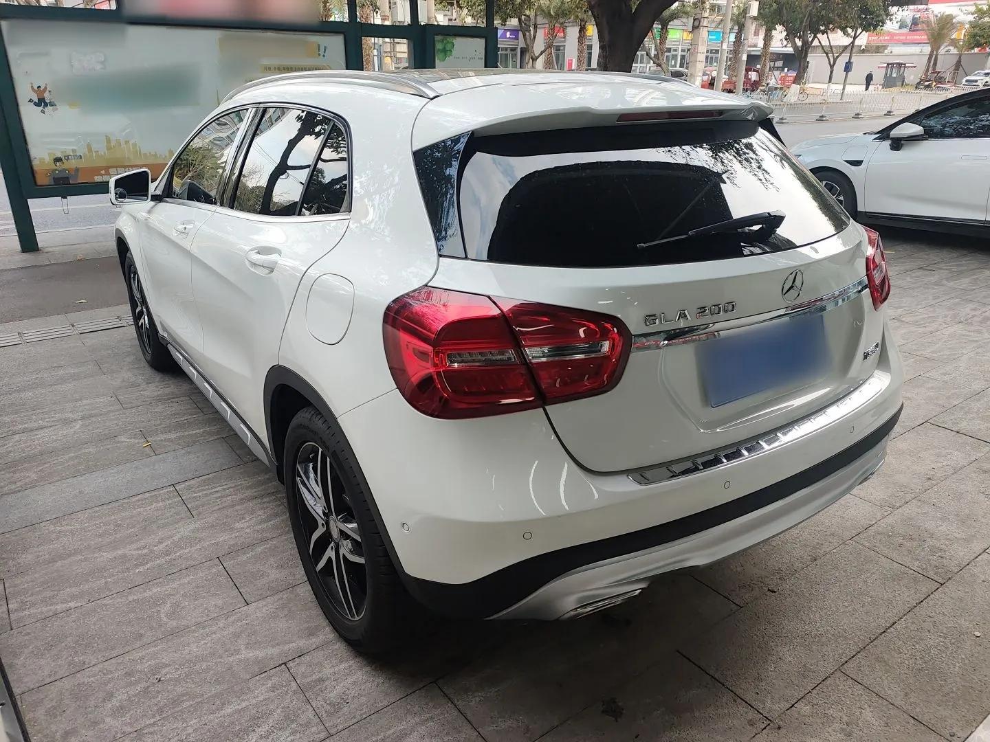 Mercedes-Benz GLA 2016 GLA 200 Fashion Model — миниатюра 4