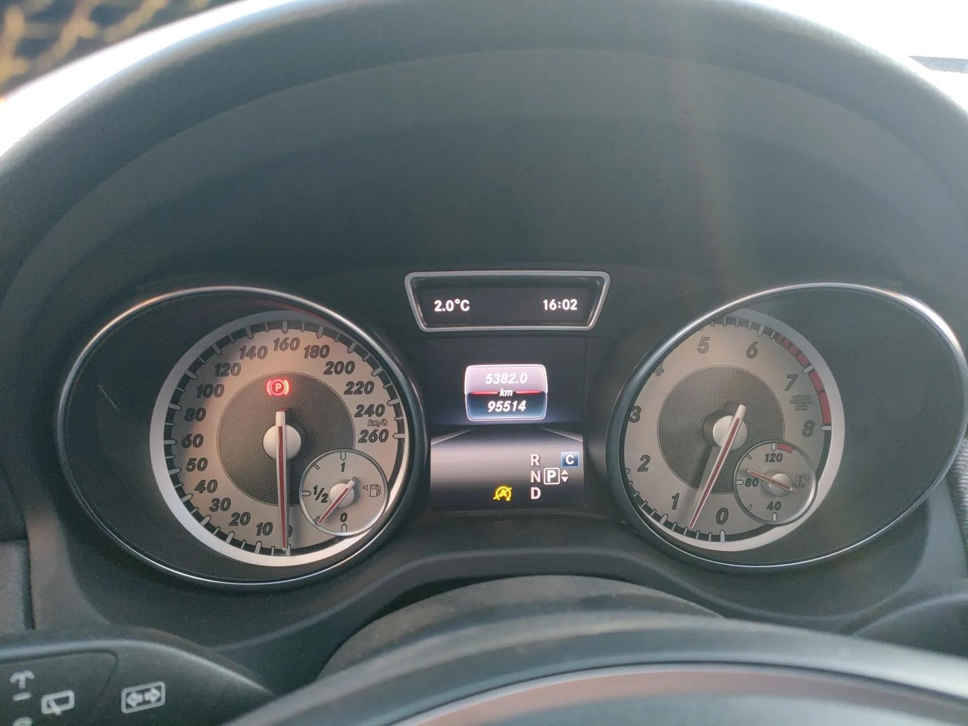 Mercedes-Benz GLA 2016 GLA 200 Sport Edition — миниатюра 13
