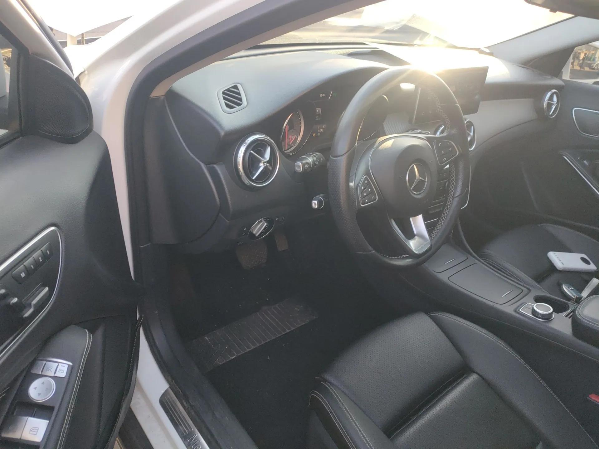 Mercedes-Benz GLA 2016 GLA 200 Sport Edition — миниатюра 21