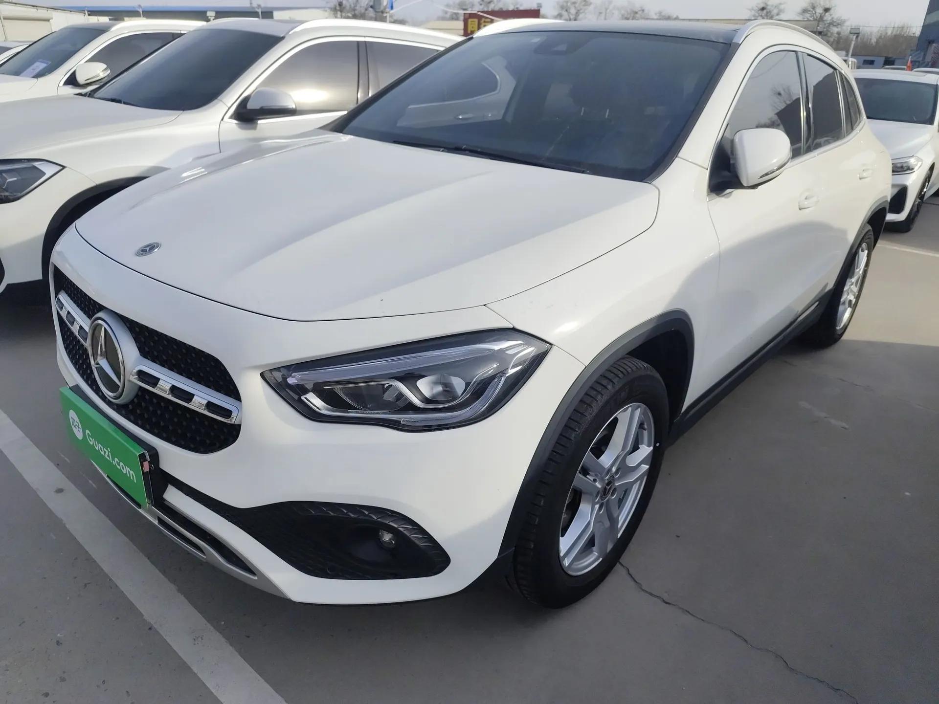 Mercedes-Benz GLA 2022 Second Facelift GLA 200 — миниатюра 1