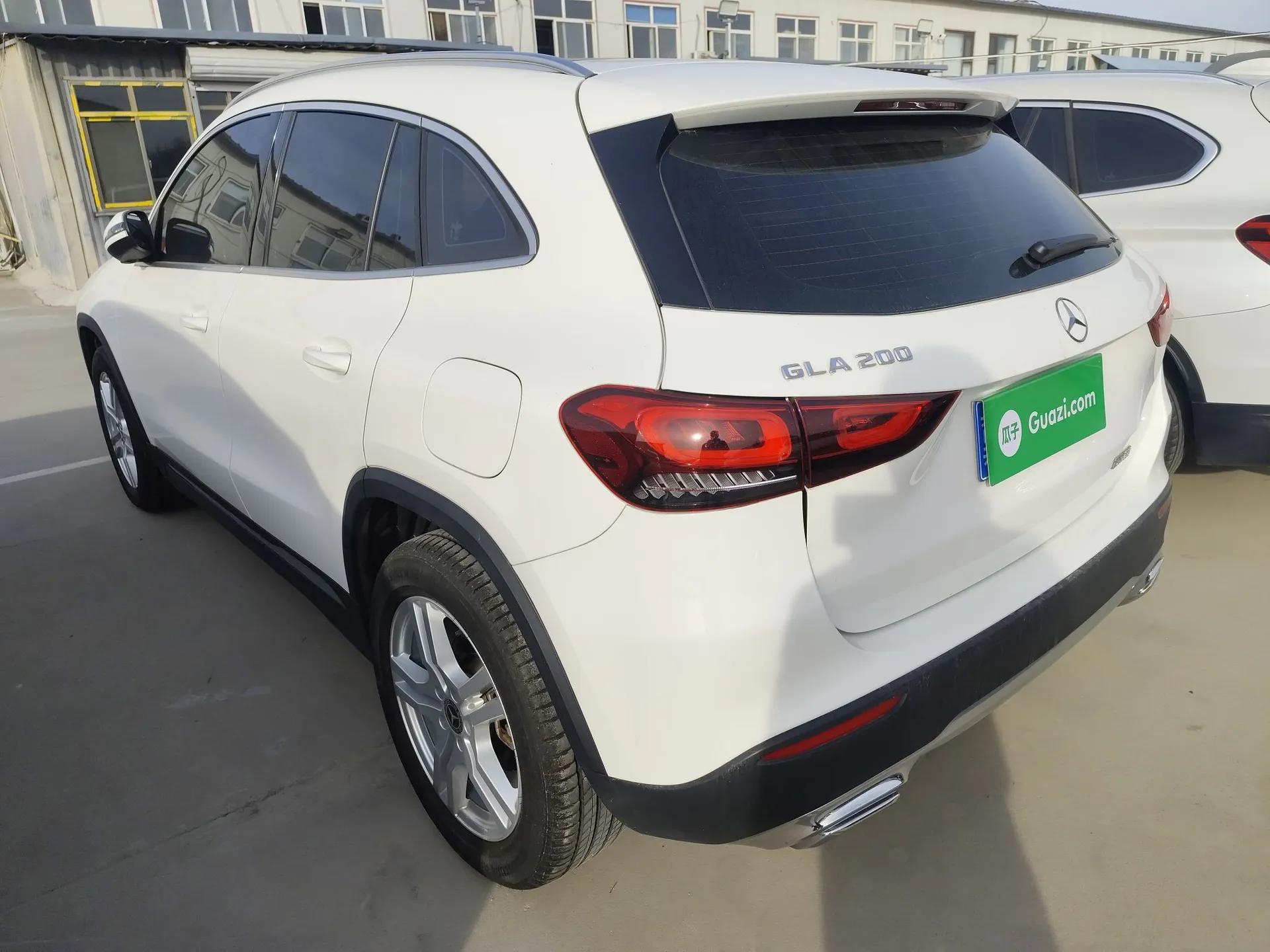 Mercedes-Benz GLA 2022 Second Facelift GLA 200 — миниатюра 4